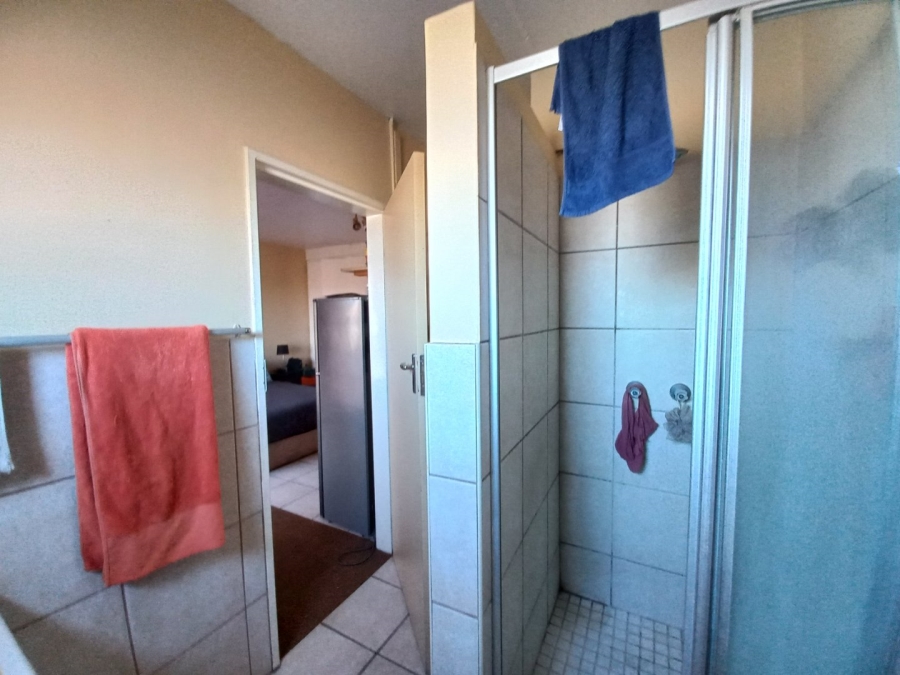 1 Bedroom Property for Sale in Kannoniers Park North West